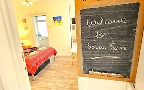 Seven Seas Beach Retreat Studio Flat